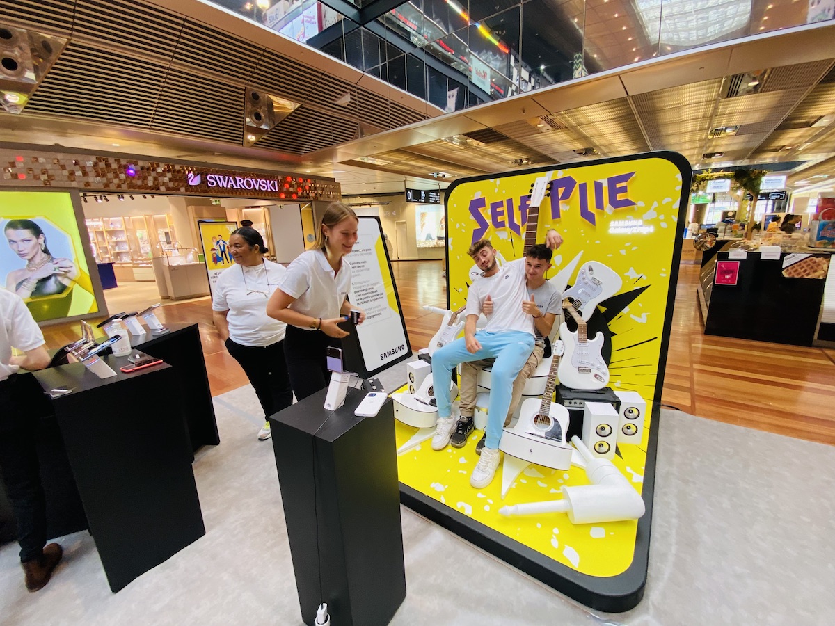 Dispositif 360° « Selfplie » déployé par STRADA Marketing pour la marque high-tech Samsung