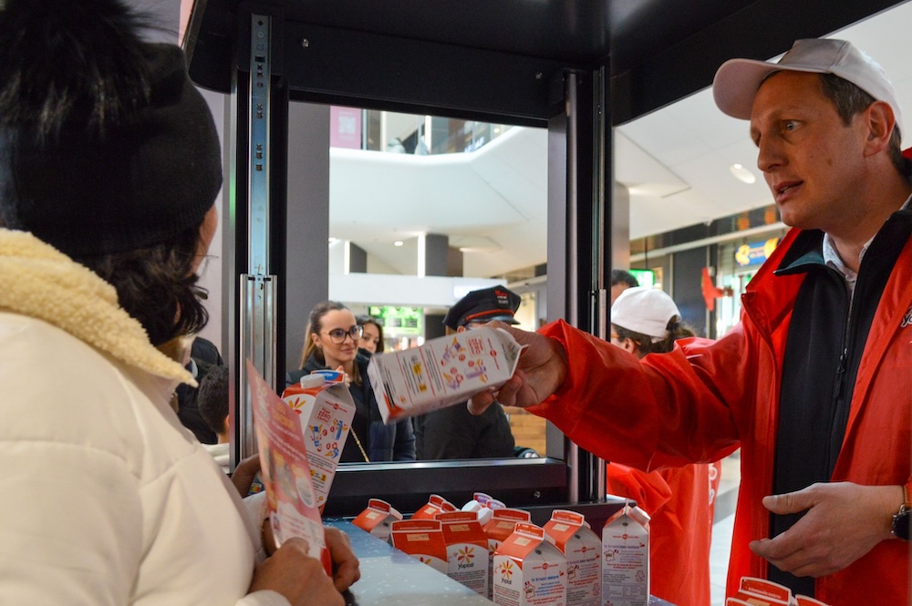 Echantillonnage en centre commerciale Yoplait