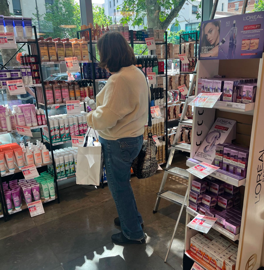 Conseillère beauté L'Oréal
